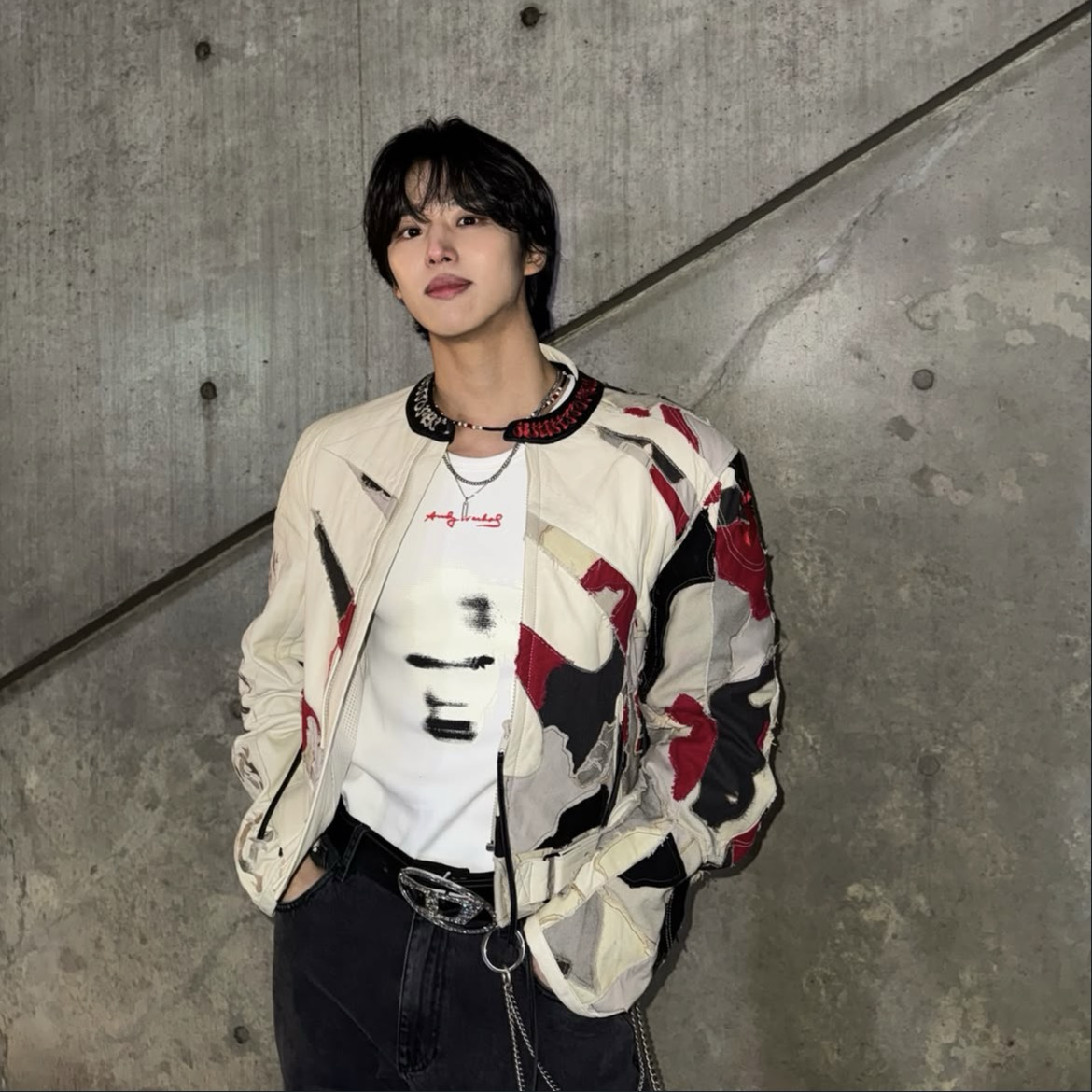 Latest photo of Hongseok (PENTAGON)