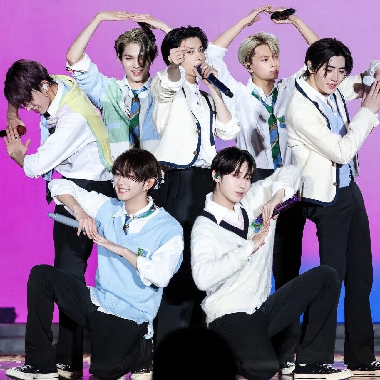 ENHYPENの舞台裏ショット