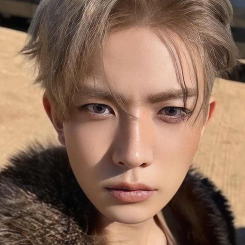 Behind-the-scenes cut of Heeseung (ENHYPEN)