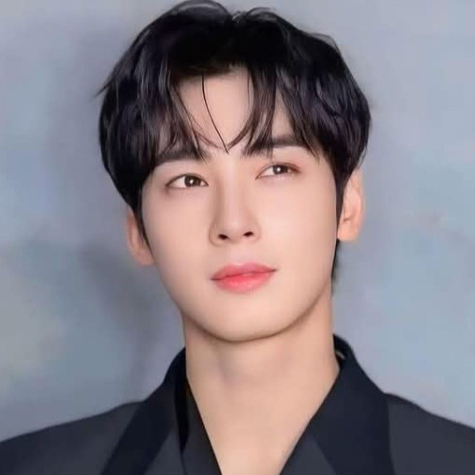 Recent activity shot of Eunwoo (ASTRO)