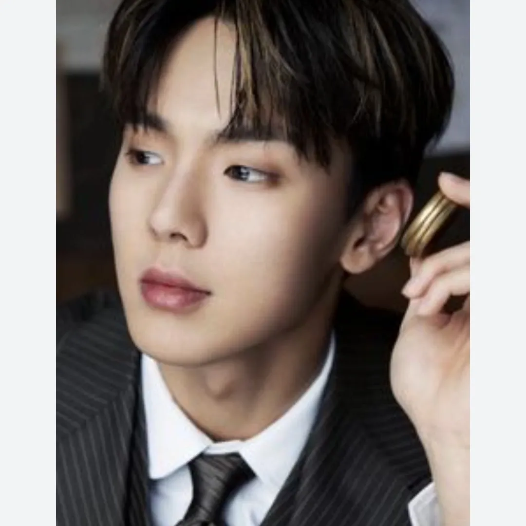Shownu (MONSTA X)粉絲拍下的瞬間