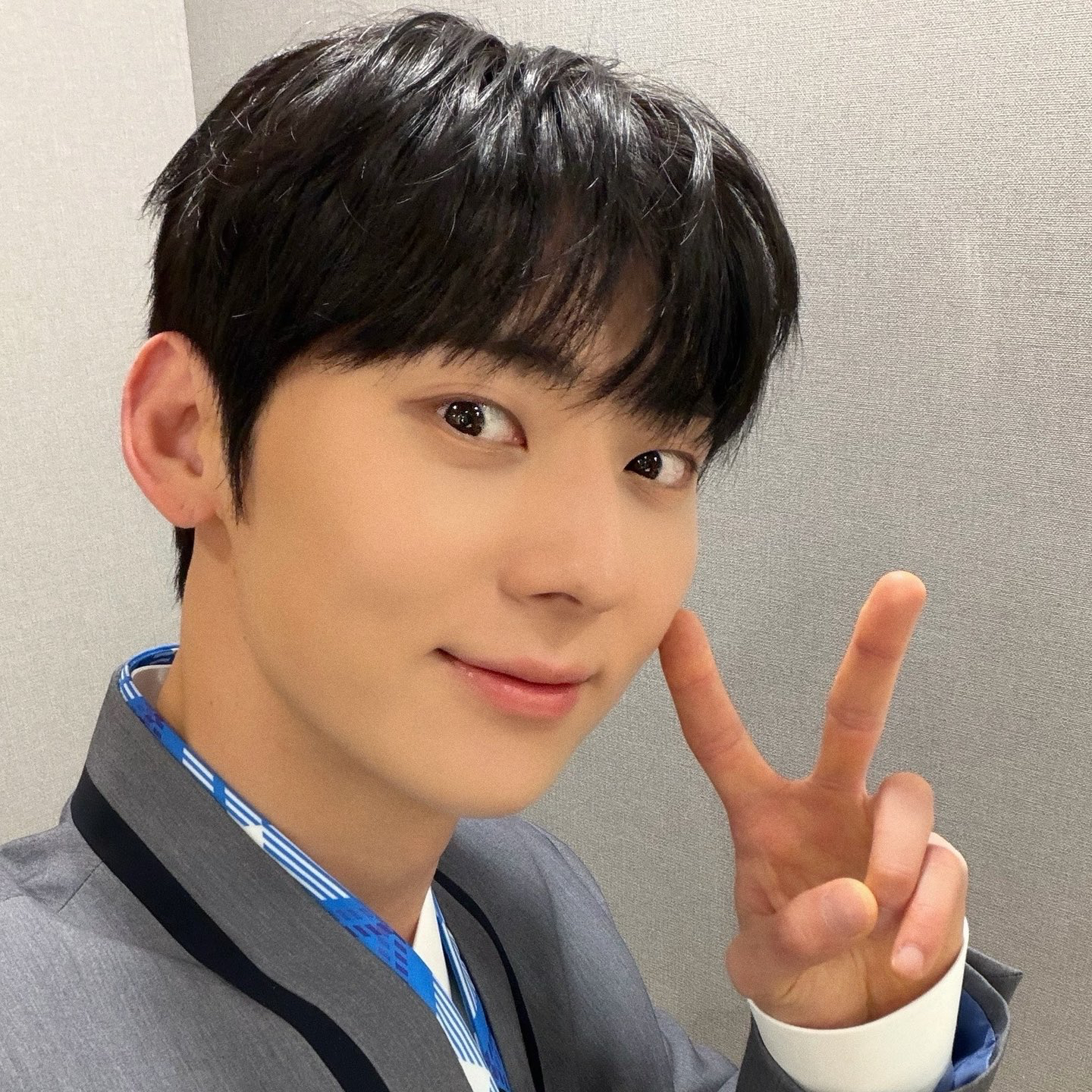 Recent activity shot of Hwang Minhyun