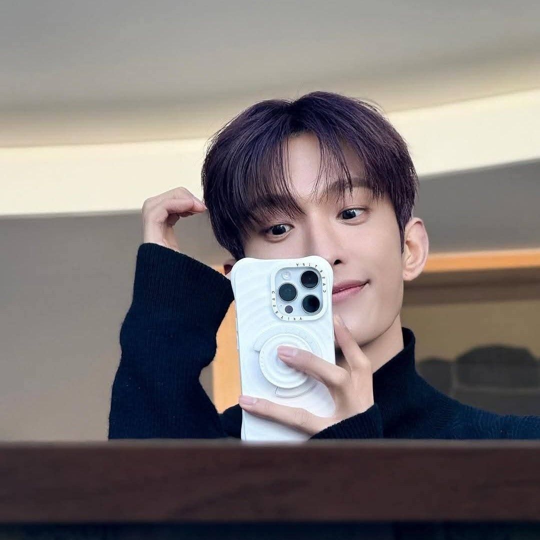 DK (SEVENTEEN)的幕後花絮