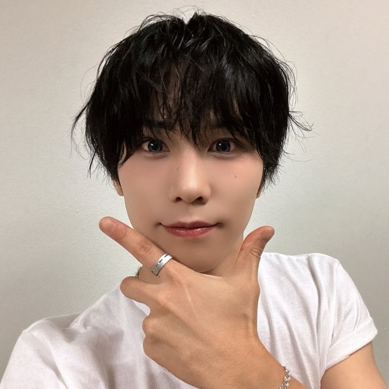 A moment captured by Rocky's fan