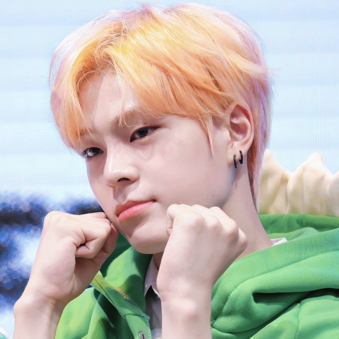 Latest photo of Kim Junmin (WHIB)