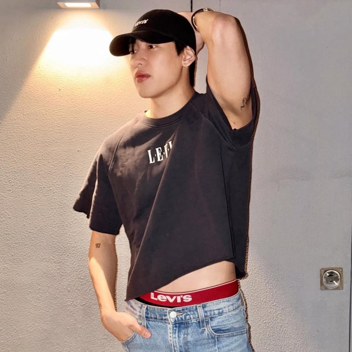 Latest photo of Bambam (GOT7)