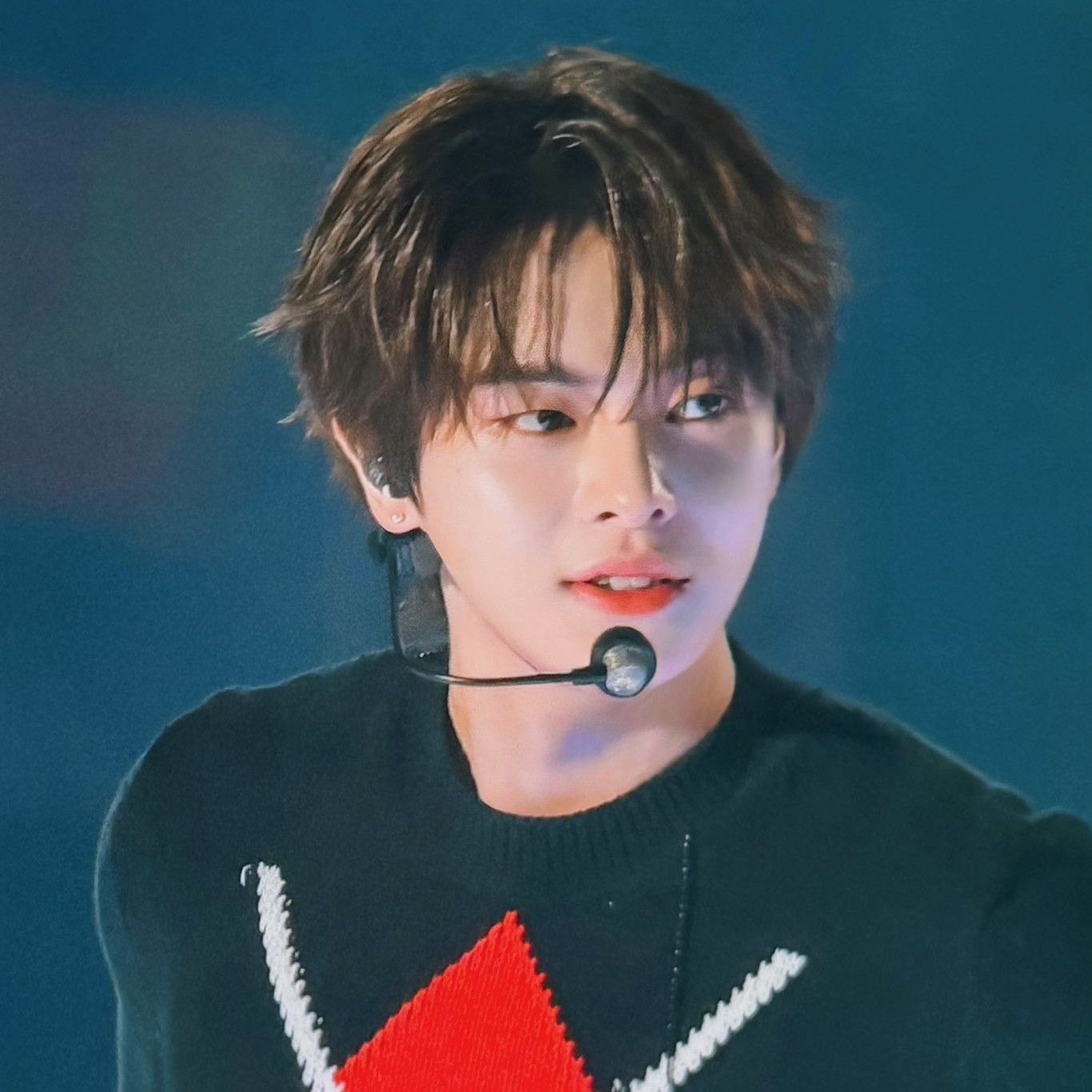 Popular K-POP post loved by fans