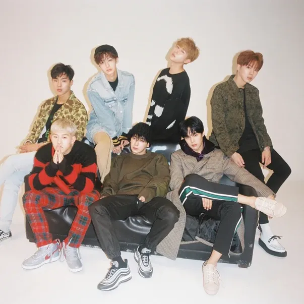 Foto terbaru MONSTA X