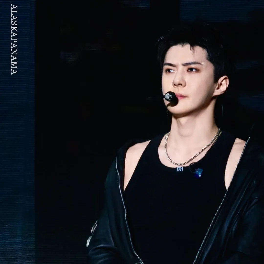 세훈 (EXO)의 비하인드 컷