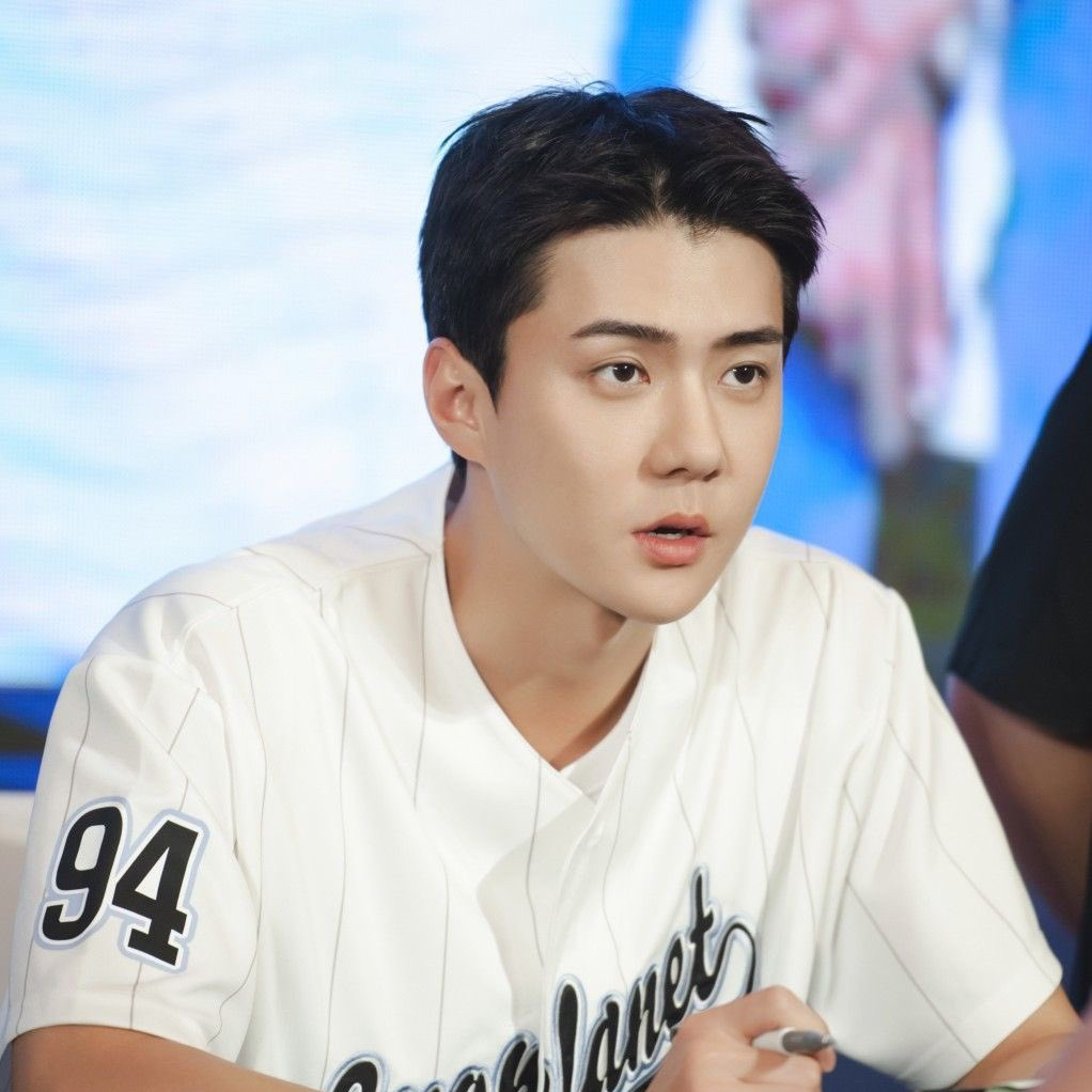 세훈 (EXO) 최근 활동샷