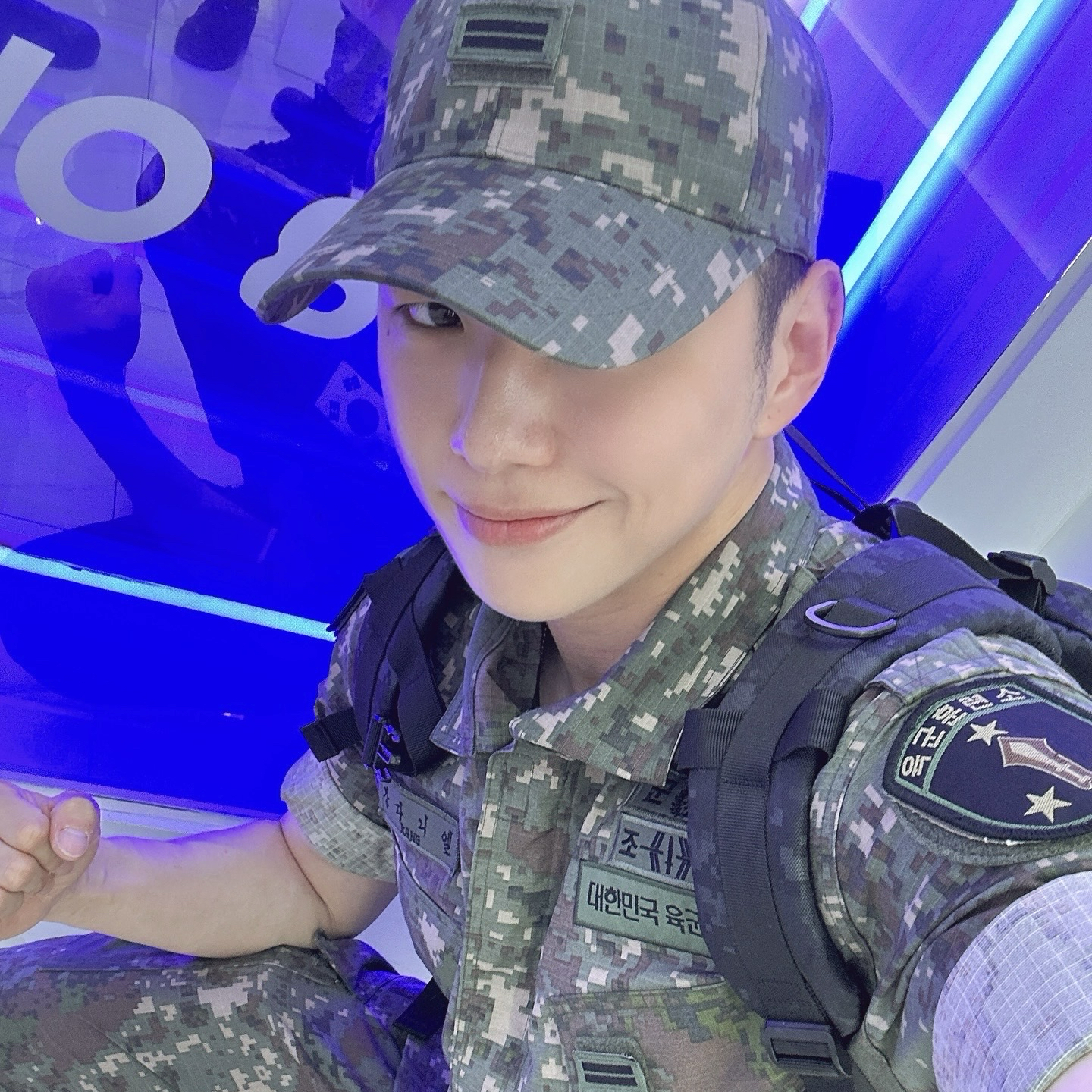 강다니엘 최근 활동샷