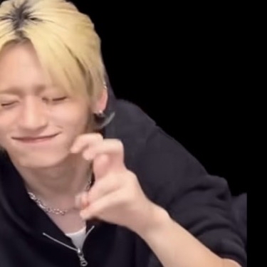 Behind-the-scenes cut of Jaeha (WHIB)