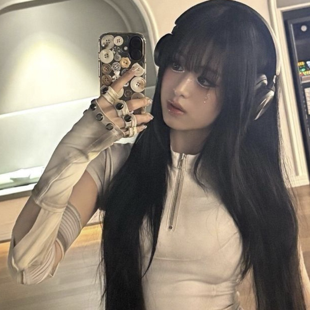 Recent activity shot of Ahyeon (BABYMONSTER)