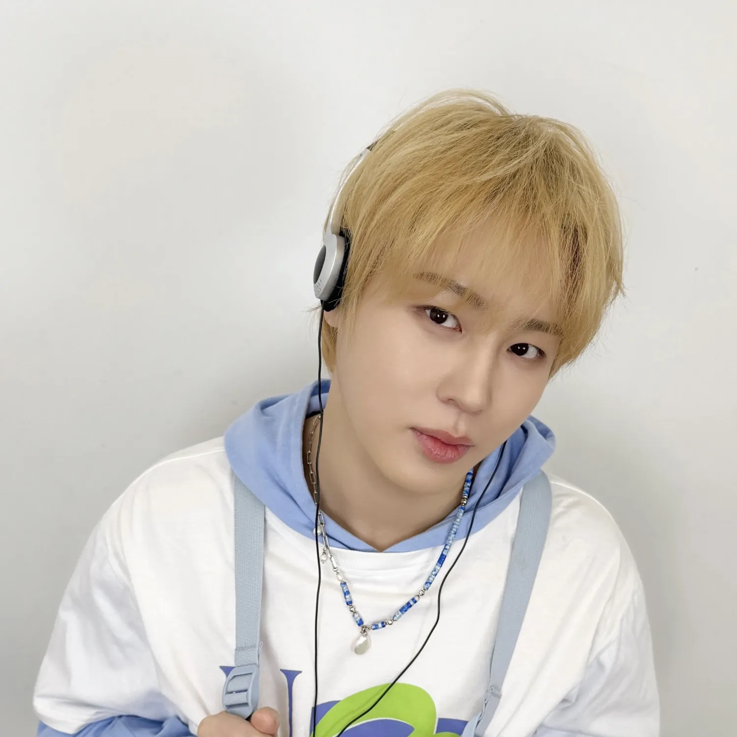 A moment captured by Ha Sungwoon's fan