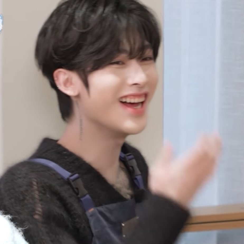 A moment captured by Ricky (ZEROBASEONE)'s fan