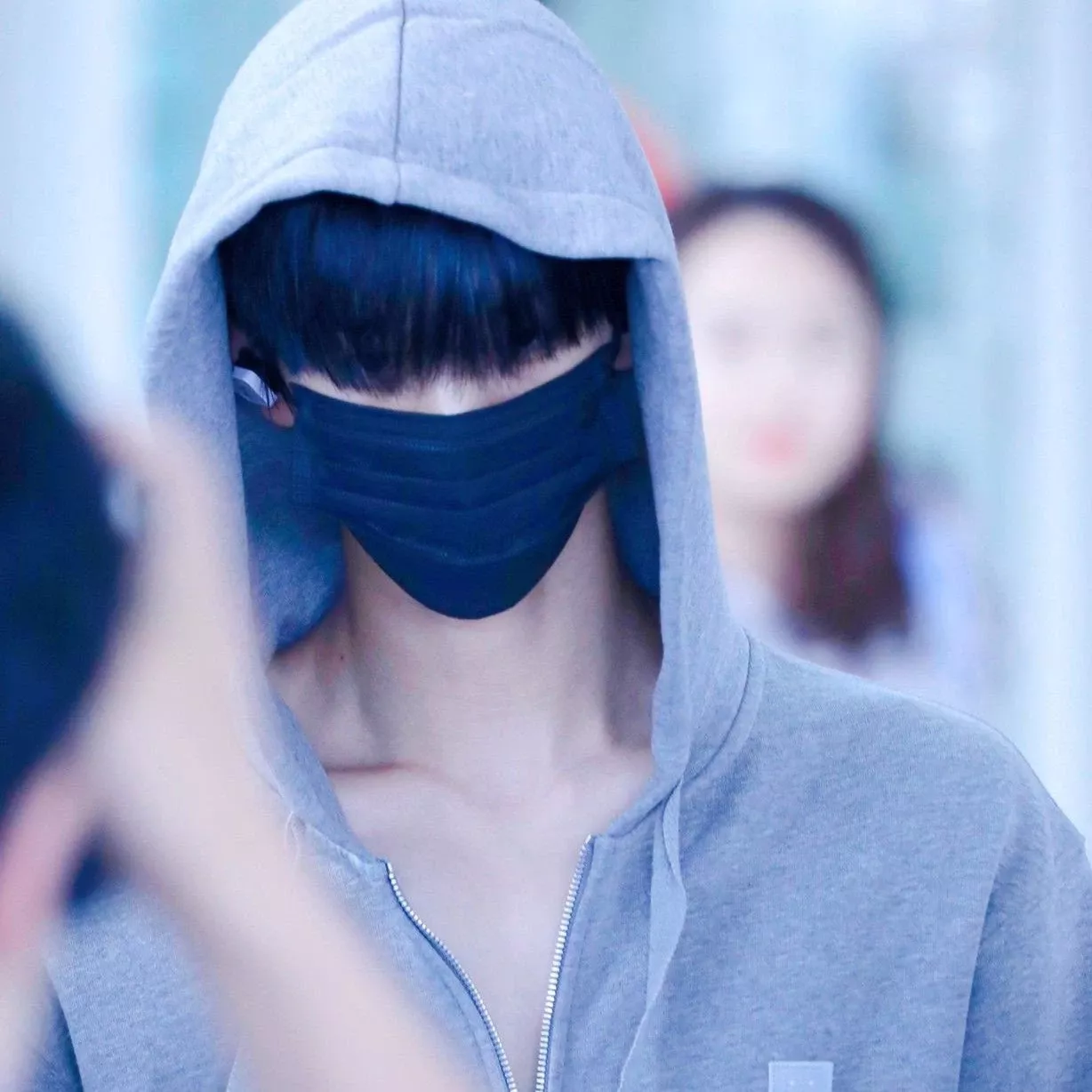 Behind-the-scenes cut of Bae Jinyoung