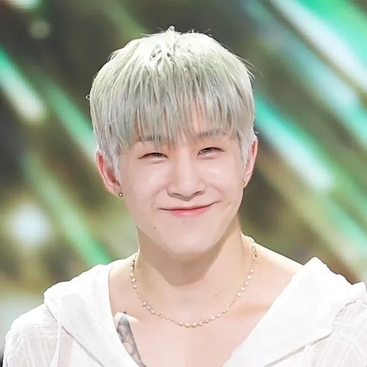 A moment captured by Jinjin (ASTRO)'s fan