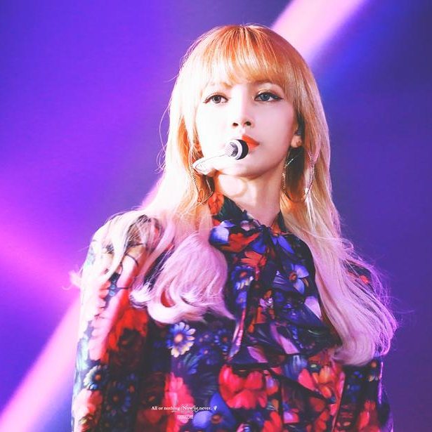 Foto terbaru Lisa (BLACKPINK)