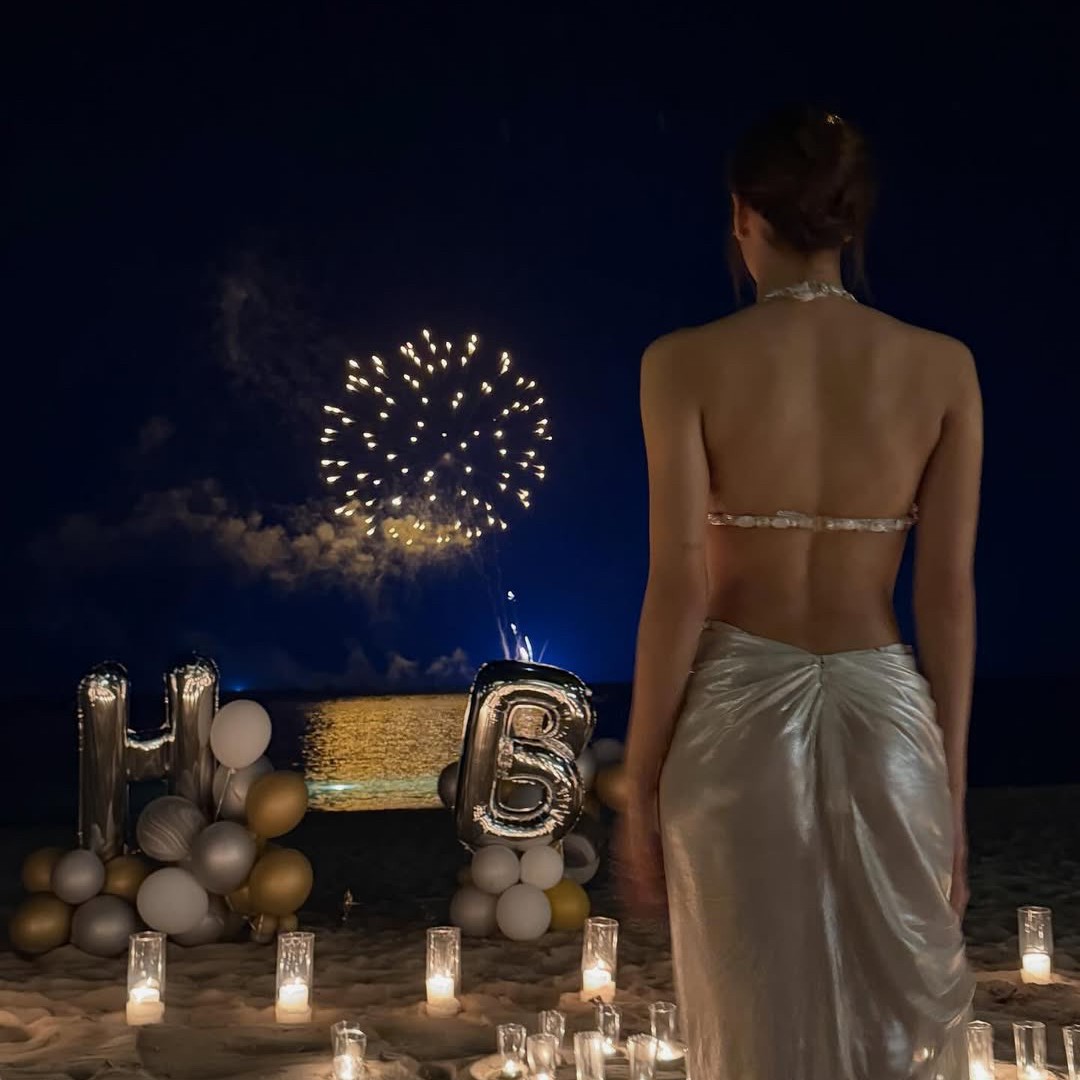 Foto aktivitas terbaru Lisa (BLACKPINK)