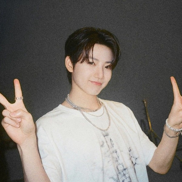 treasure ジュンギュ（最終値下げ） TREASURE ジュンギュ ファンダムコミュニティ │ KPOP人気No.1アプリ