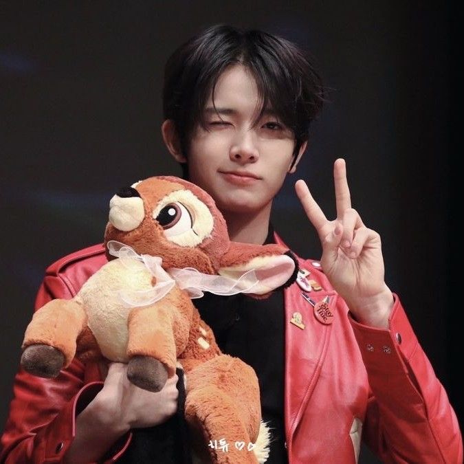 Momen yang diabadikan oleh penggemar Heeseung (ENHYPEN)