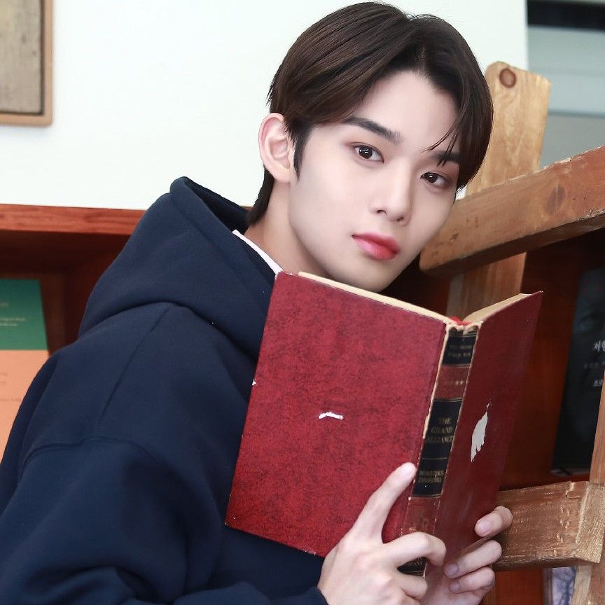 Latest photo of Bae Jinyoung