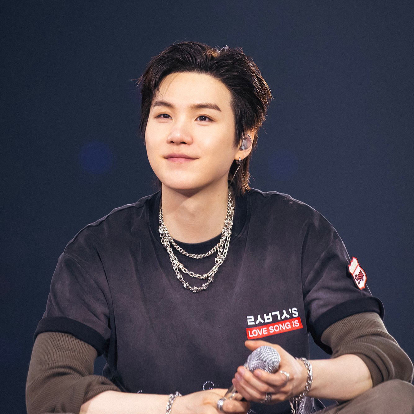Foto aktivitas terbaru SUGA (BTS)