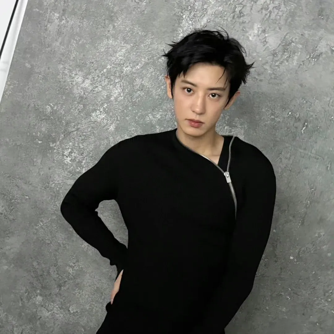 찬열 (EXO)의 최신 사진