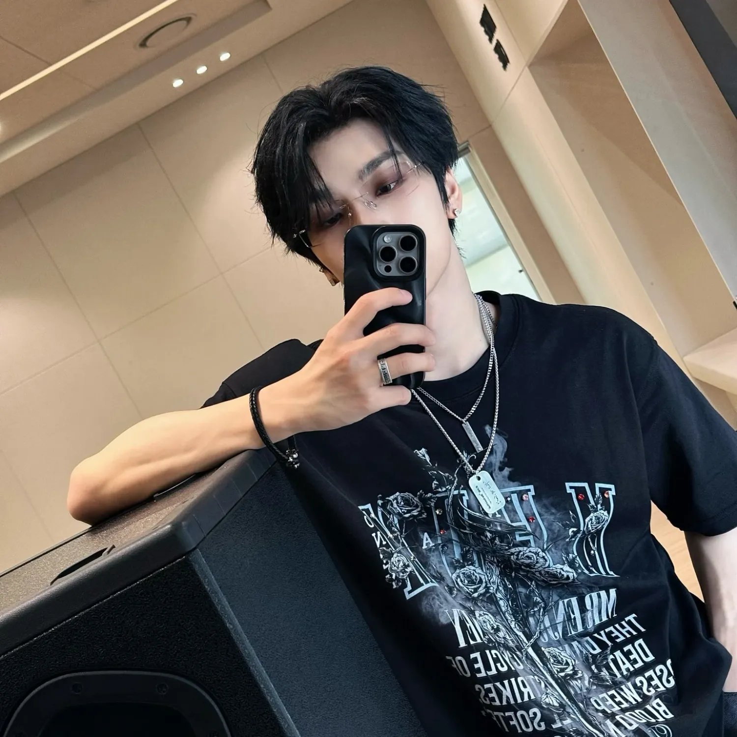 Behind-the-scenes cut of He Xinlong (ALPHA DRIVE ONE)