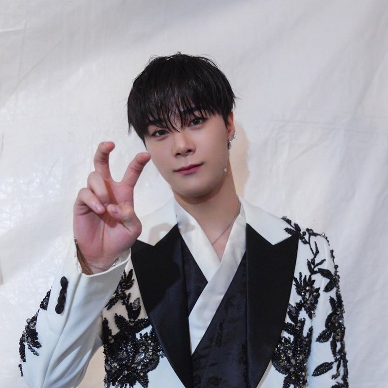 Latest photo of Moonbin (ASTRO)