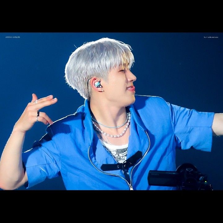 A moment captured by Jinjin (ASTRO)'s fan