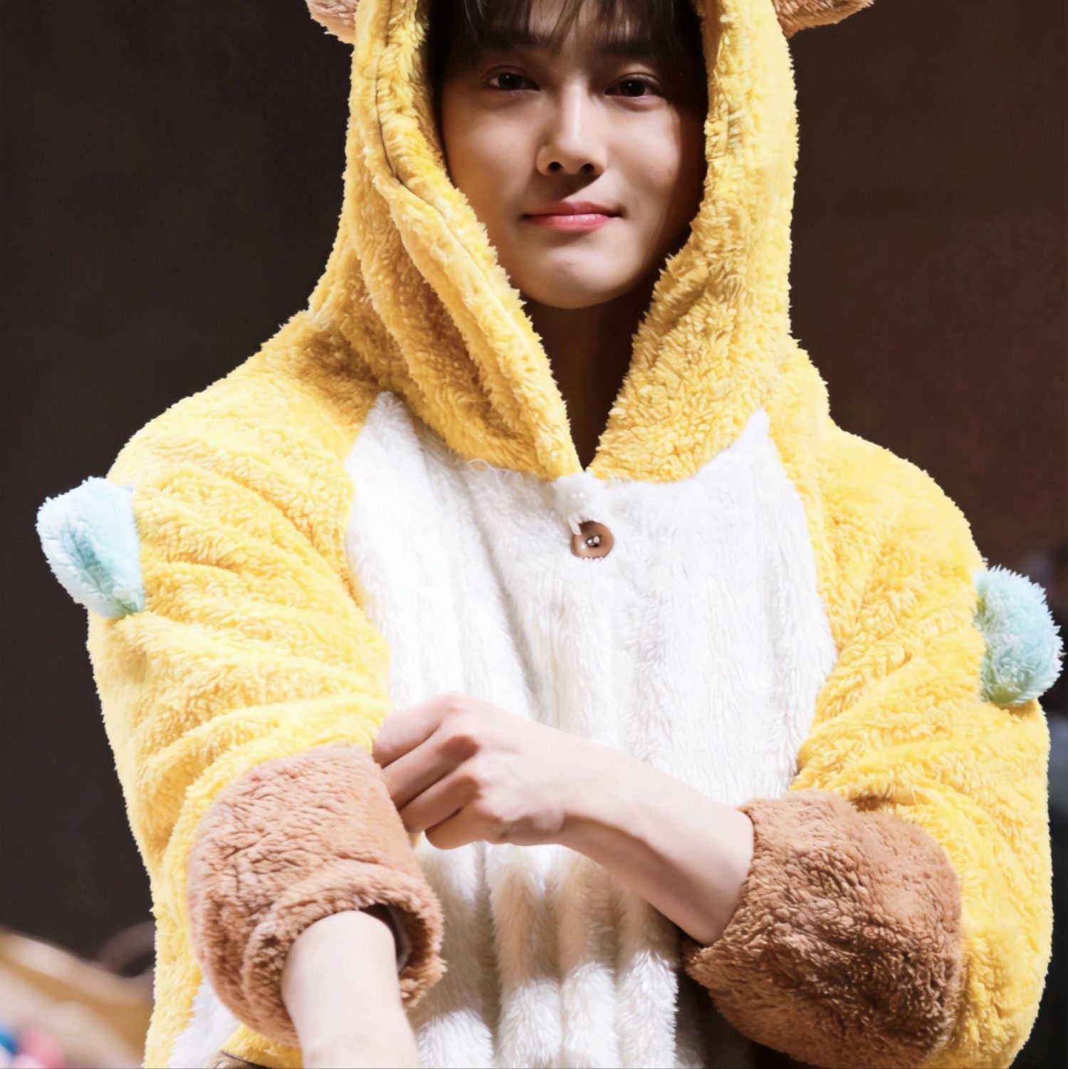 Behind-the-scenes cut of Suho (EXO)