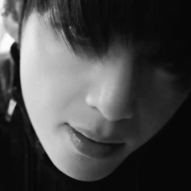 Foto terbaru V (BTS)