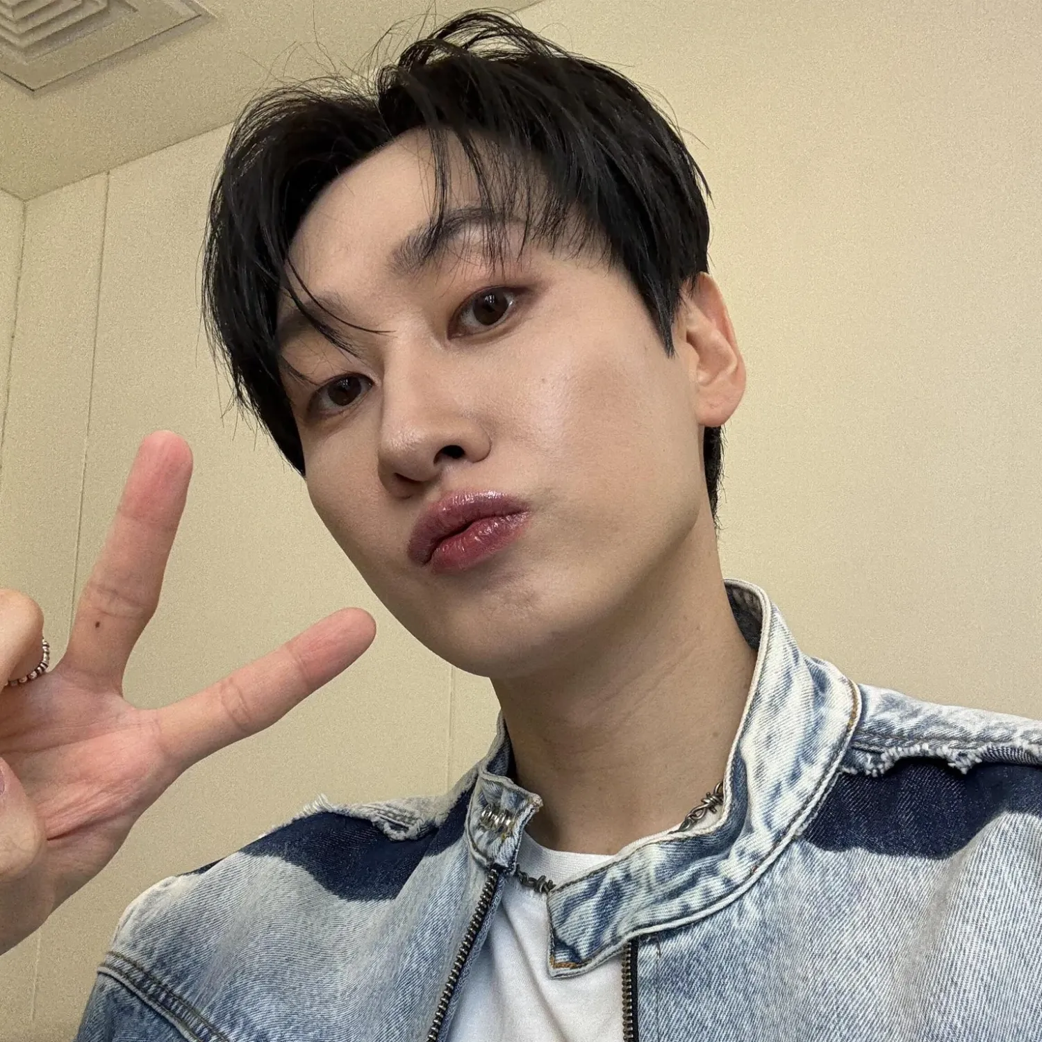Latest photo of Eunhyuk (Super Junior)