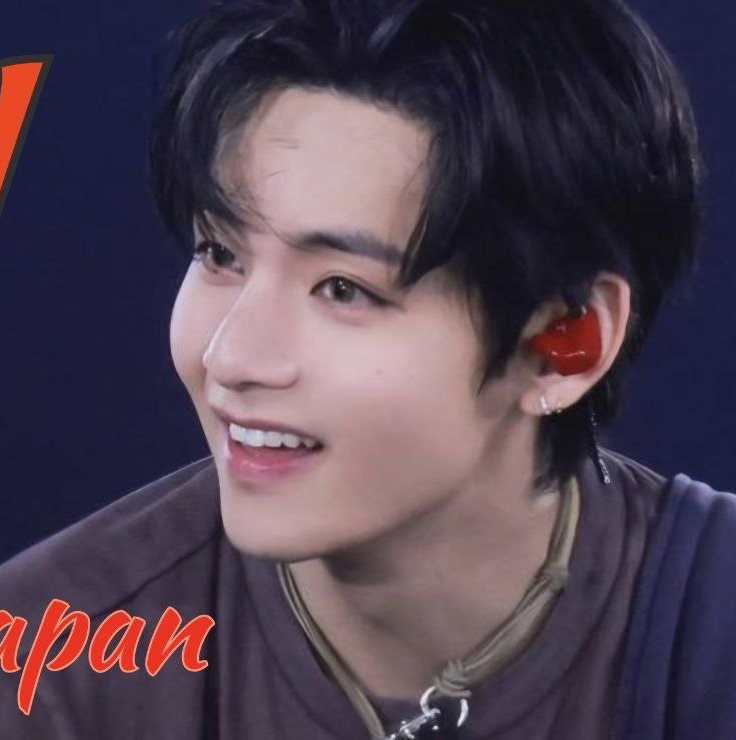 Behind-the-scenes cut of V (BTS)