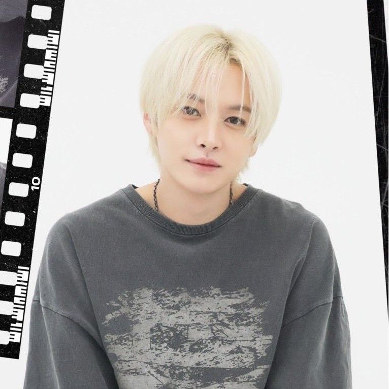 Recent activity shot of Lee Know (Stray Kids)