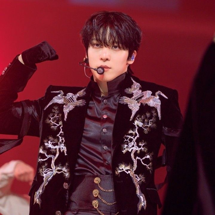 에이티즈 최근 활동샷