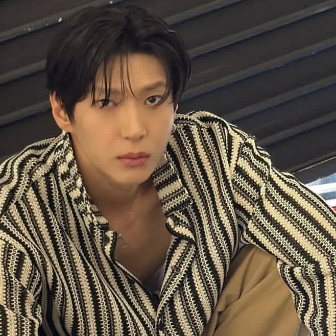 A moment captured by LEO (VIXX)'s fan