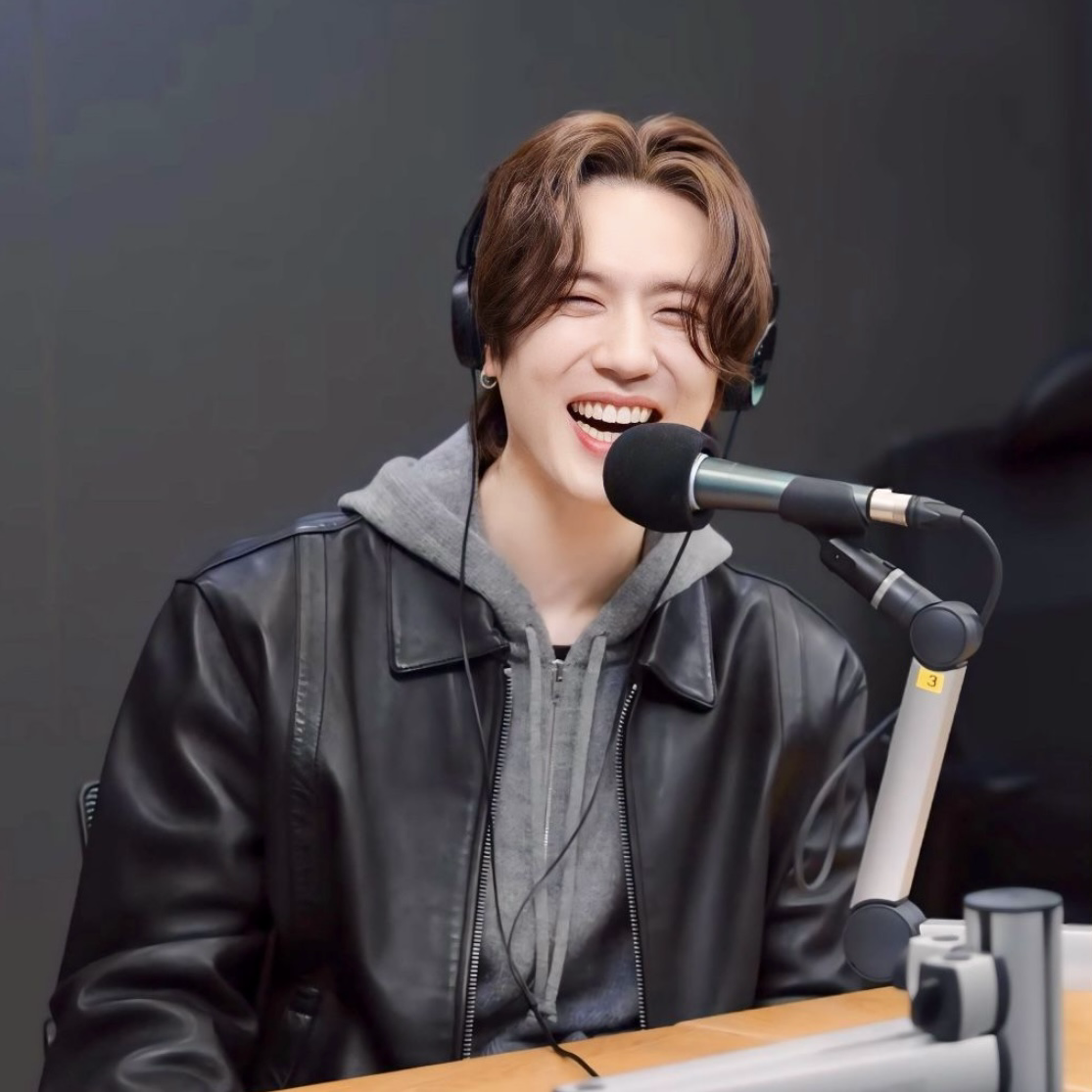 A moment captured by Yugyeom (GOT7)'s fan