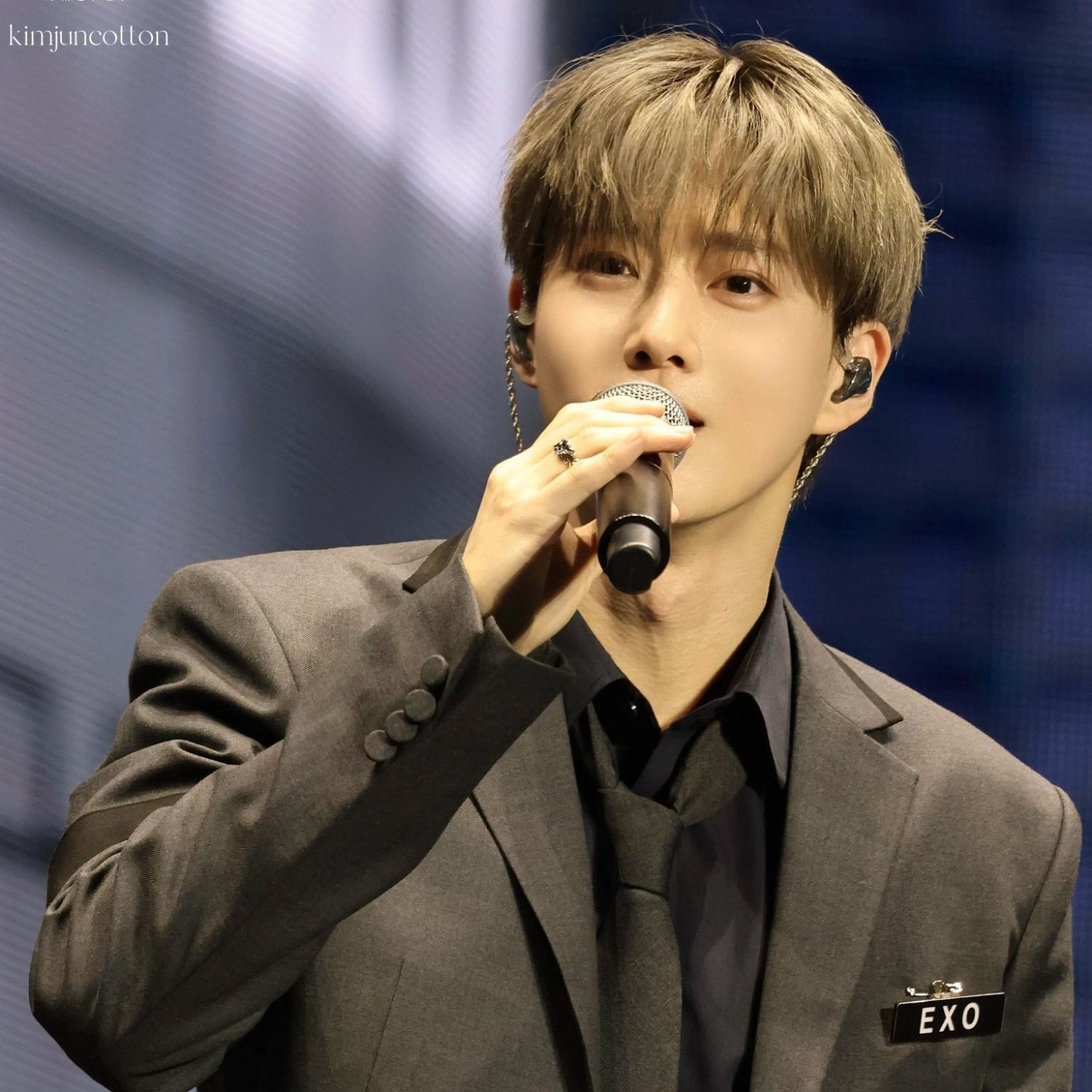 Latest photo of Suho (EXO)