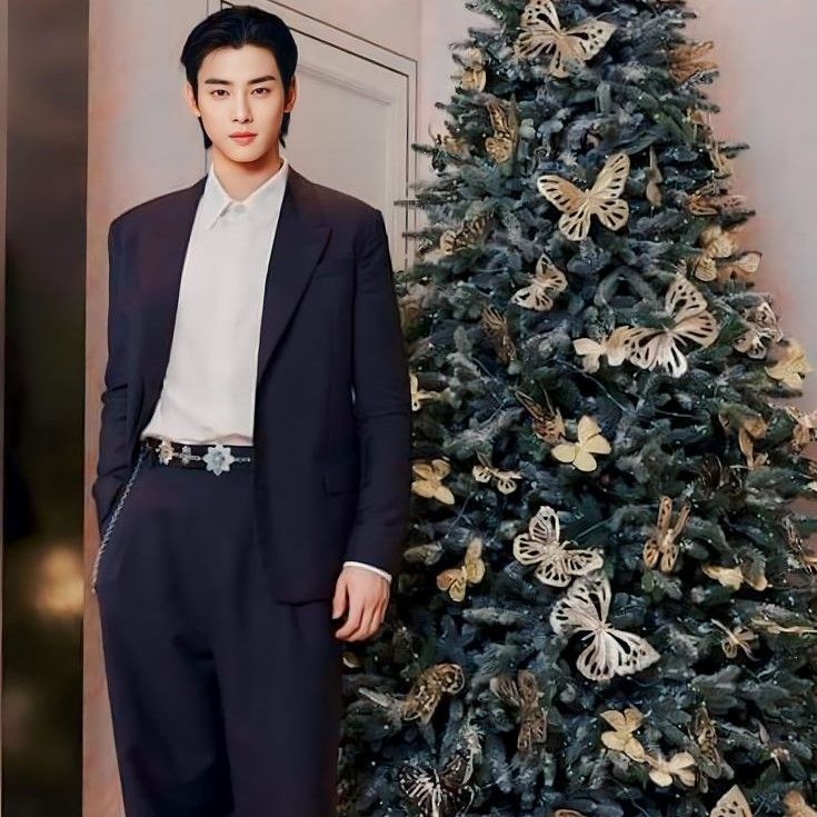 A moment captured by Eunwoo (ASTRO)'s fan