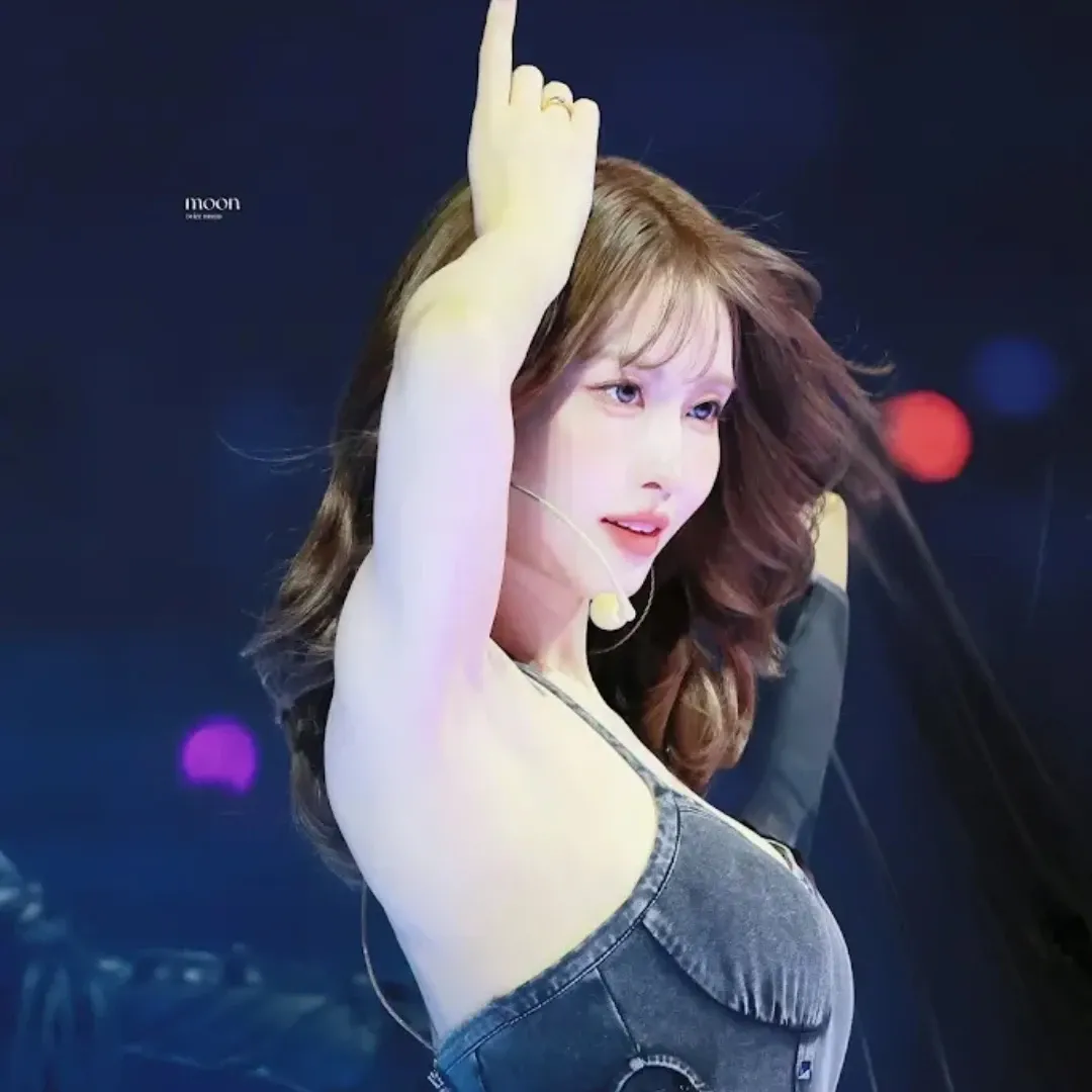 모모 (TWICE) 팬이 찍은 순간