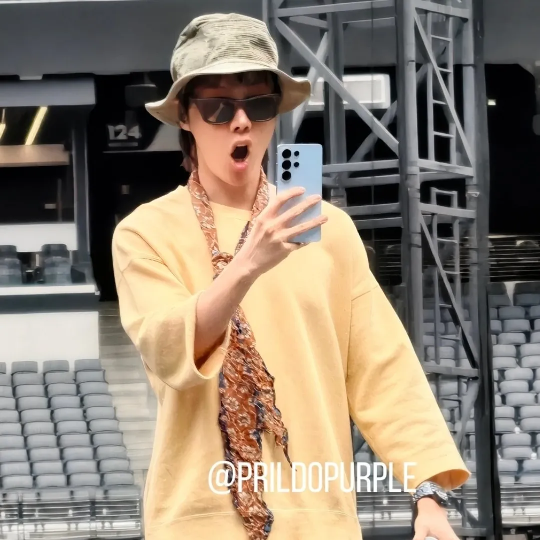 A moment captured by j-hope (BTS)'s fan