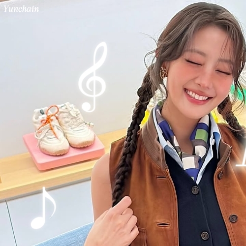 Today’s hot picks from the 민니 (아이들) community