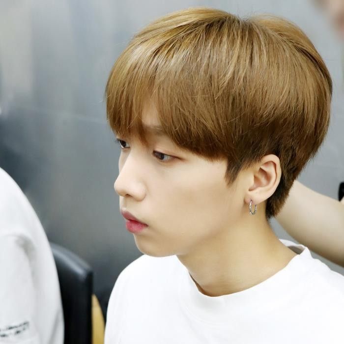 Recent activity shot of Jeong Sewoon