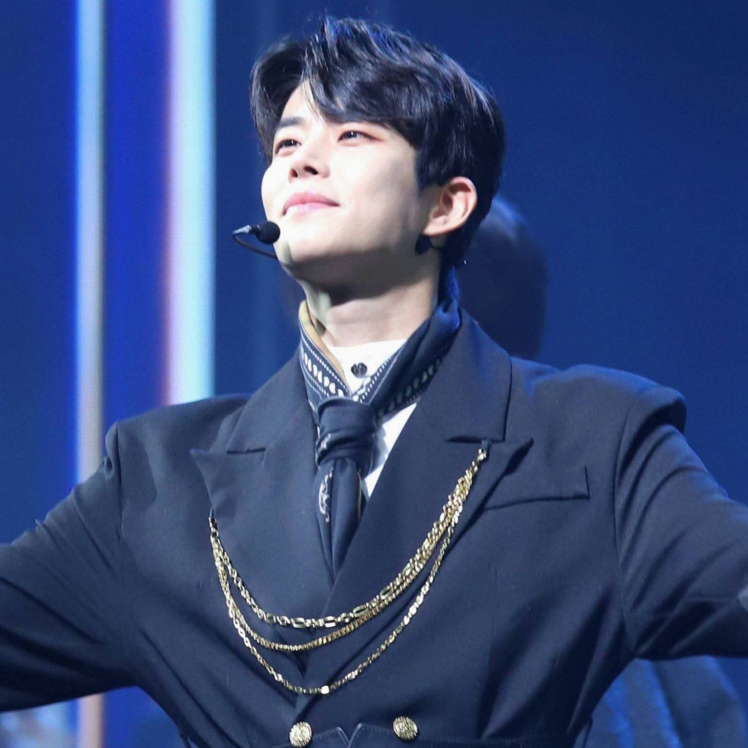 Behind-the-scenes cut of MJ (ASTRO)