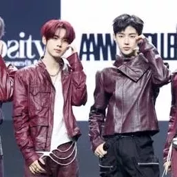 Hot post catching attention from 장하오 (앤더블)'s fandom