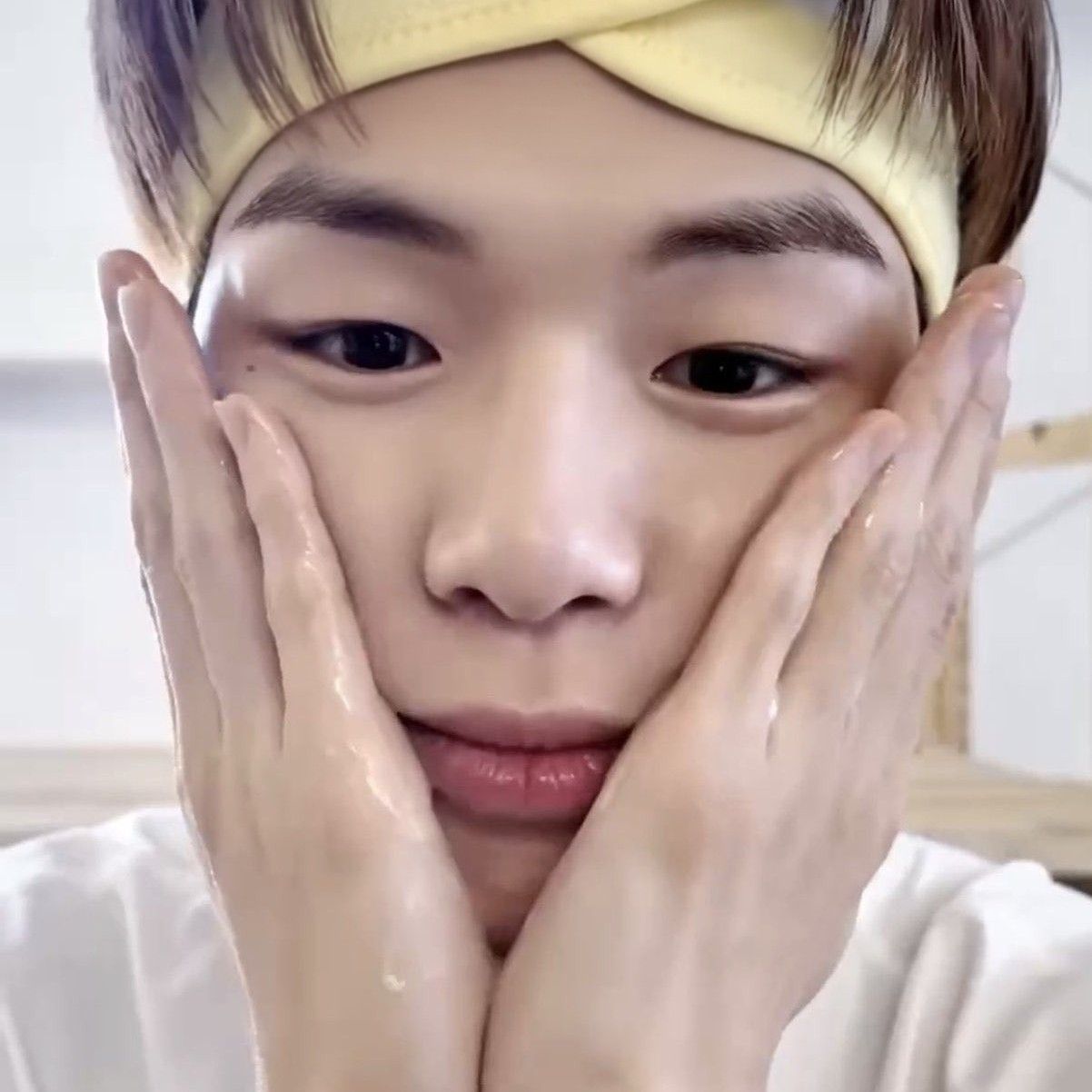 A moment captured by Kang Daniel's fan