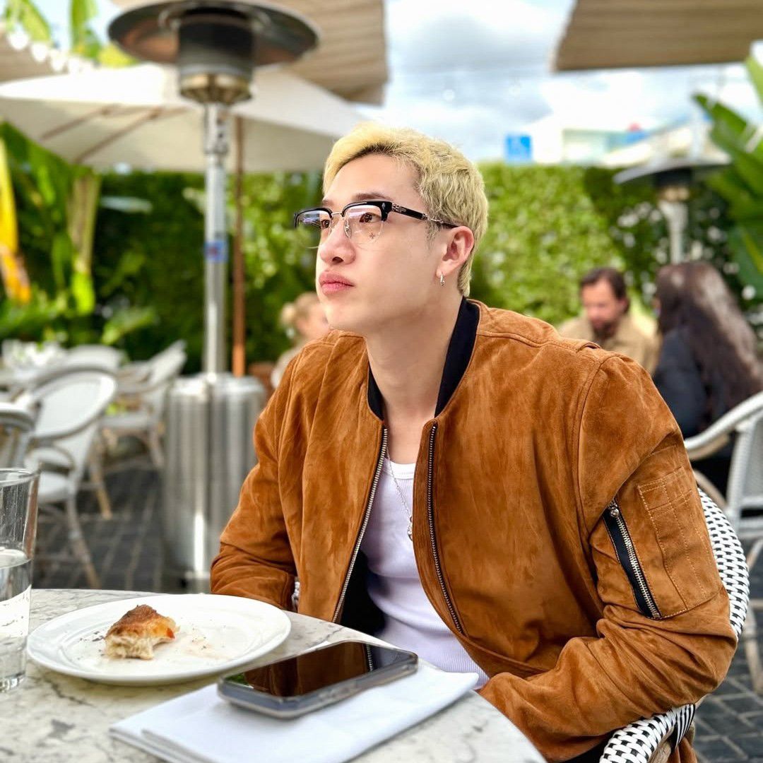 A moment captured by Bang Chan (Stray Kids)'s fan