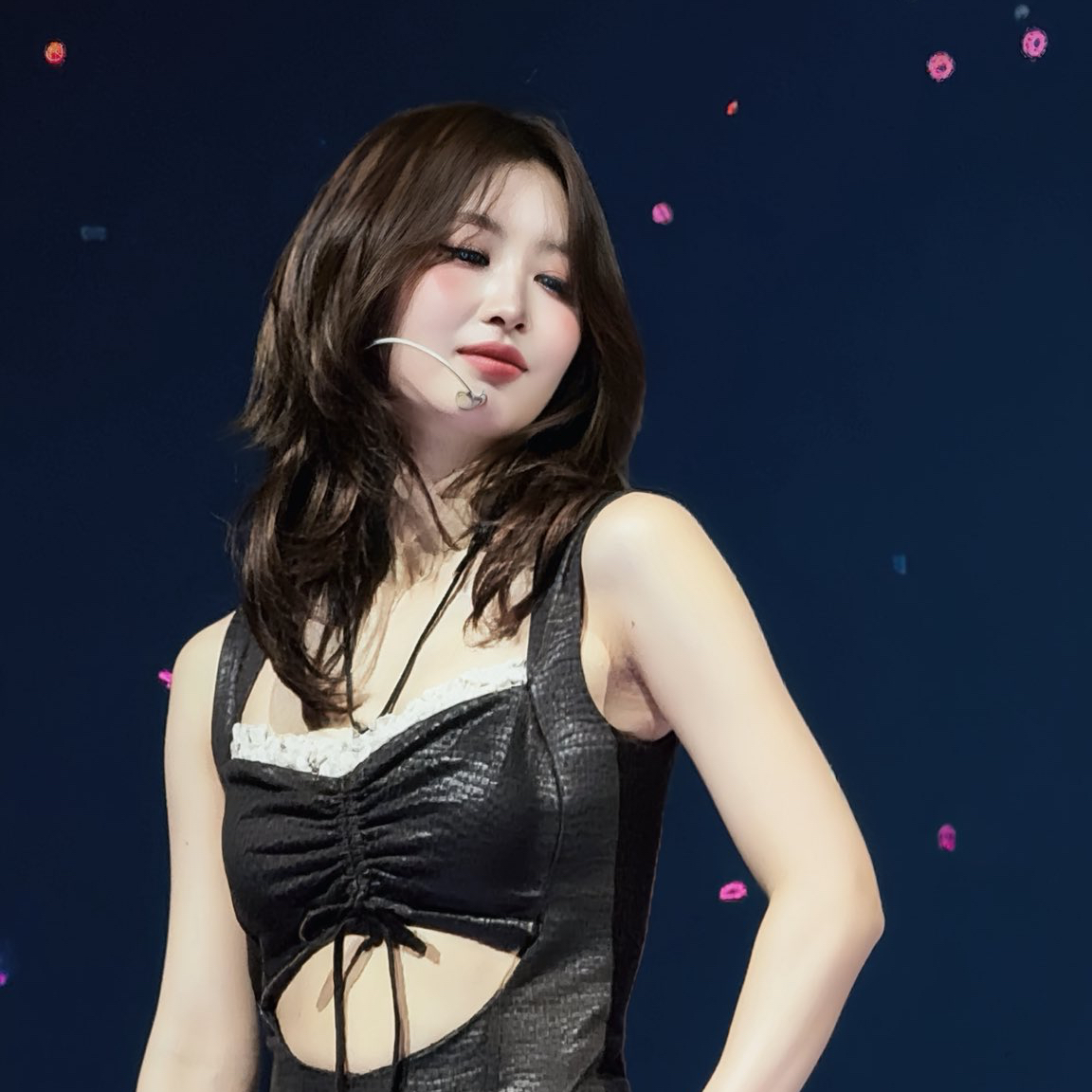 모모 (TWICE)의 최신 사진